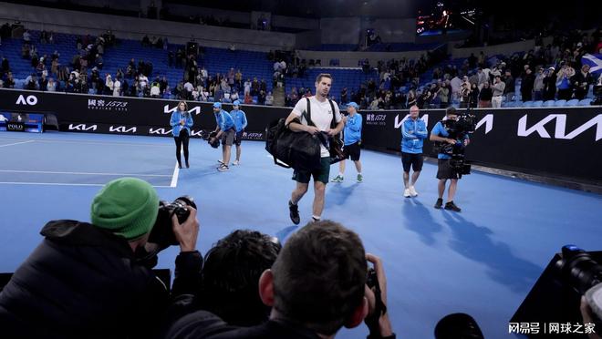 美网鏖战澳网,穆雷统治全场 美网鏖战澳网,穆雷统治全场