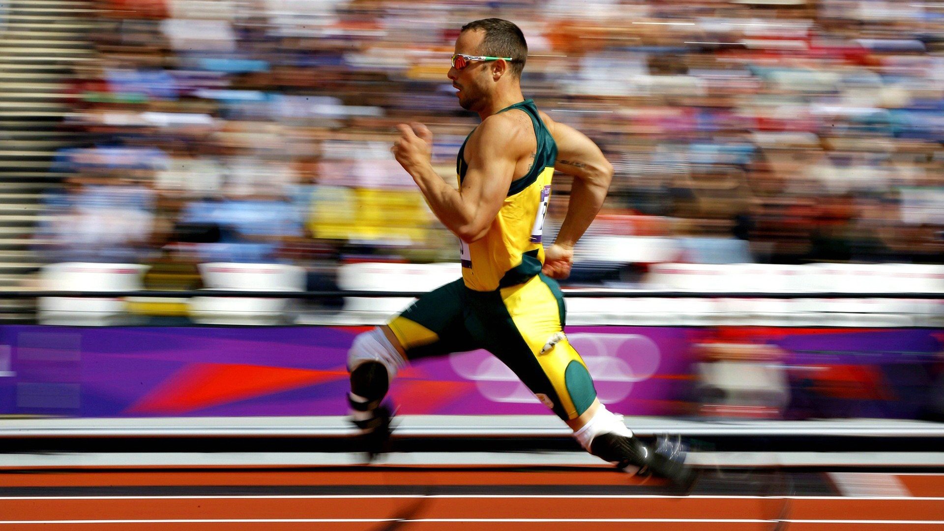 F1新赛季揭幕战之夜，字母哥的完美交响，速度、力量与统治的艺术