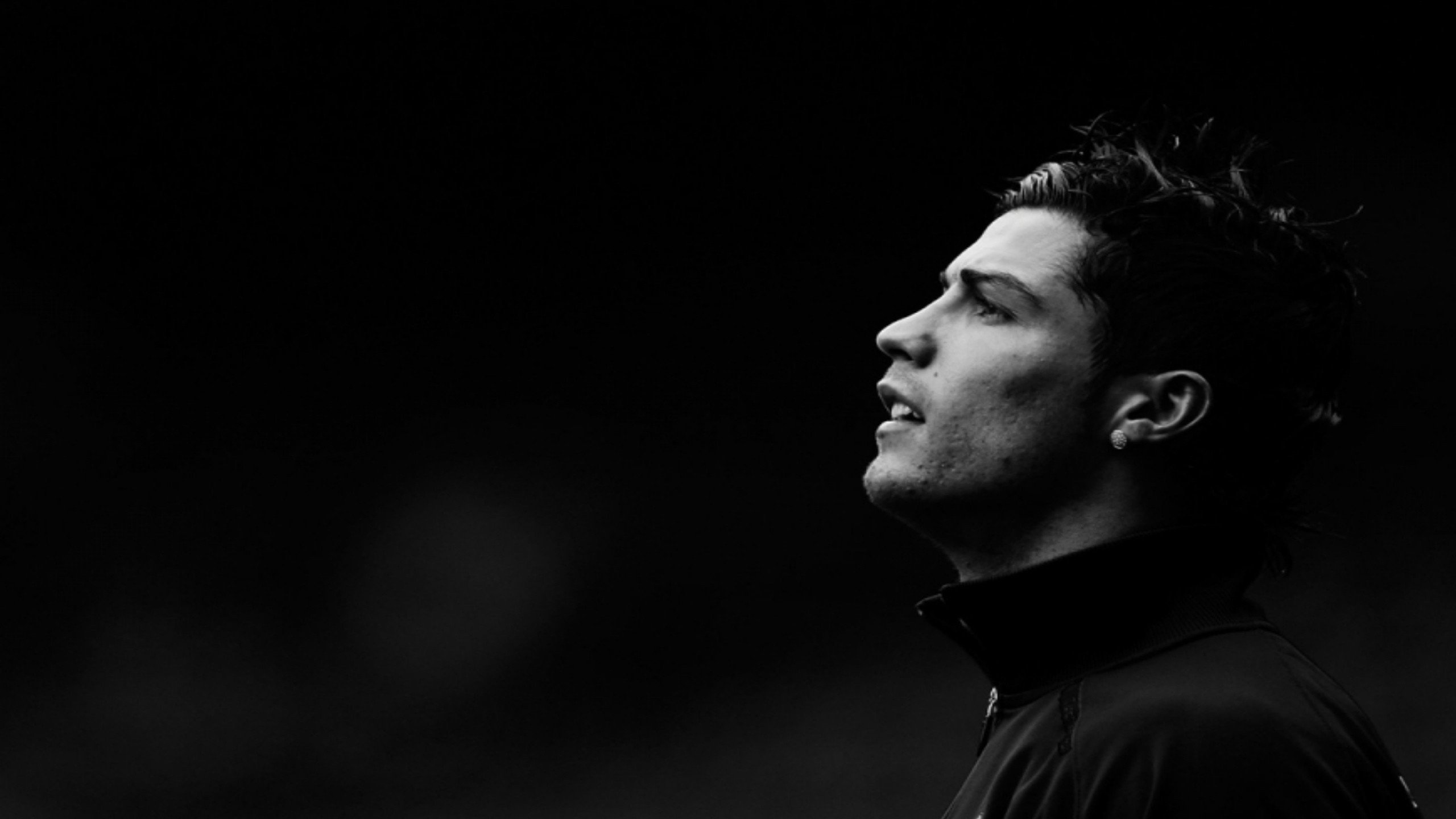 蓝白狂潮席卷安第斯,库尔图瓦神级调度,秘鲁碾压厄瓜多尔铸就经典